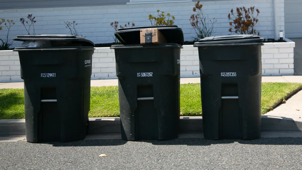 5 Reasons To Clean Your Trash Cans This Weekend
